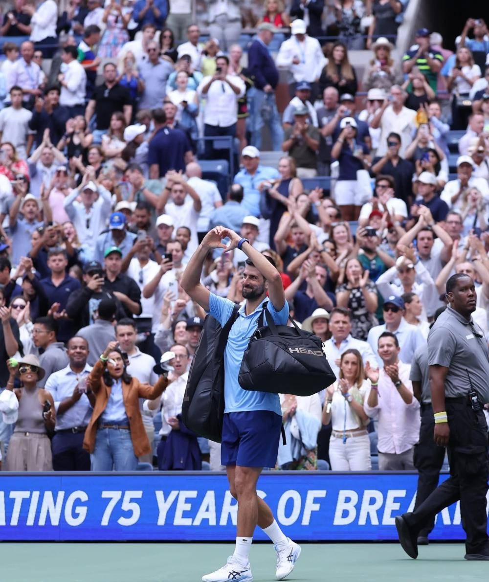 关于德约科维奇在切尔西比赛中刷新纪录，比赛局势复杂引发热议！比赛高潮迭起的信息九游官网